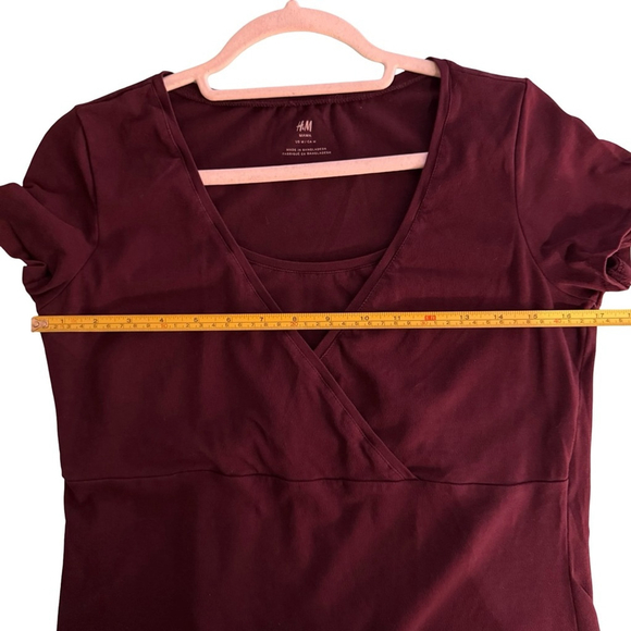 H&M Mama Deep Burgundy Short Sleeve Maternity Top Size M Stretch Layering - Picture 7 of 9